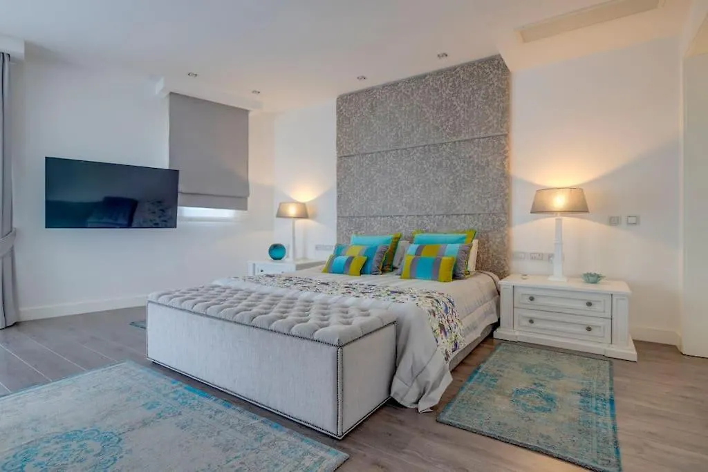 Prime Location Seaview Lux Apartment Sliema Malta
