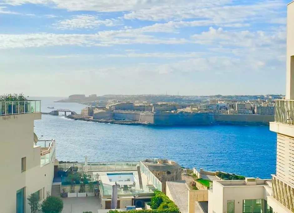 Prime Location Seaview Lux Apartment Sliema Malta